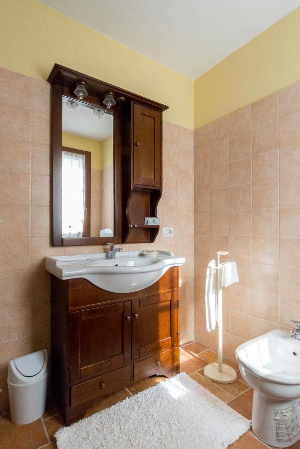 Domus Amica Bed & Breakfast Lu (Piedmont) Exterior photo